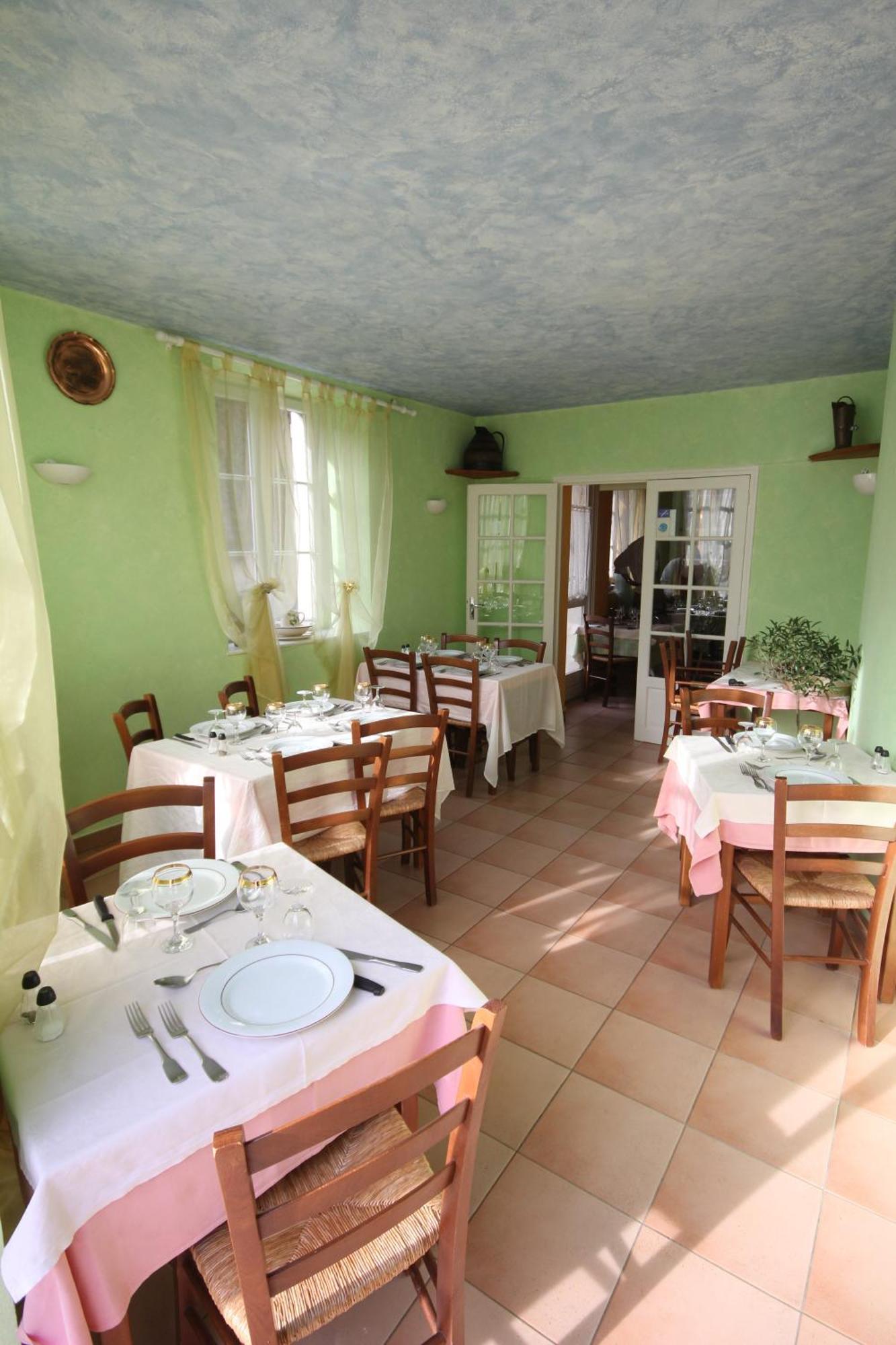 Auberge De L'Omois Baulne-en-Brie Exterior photo